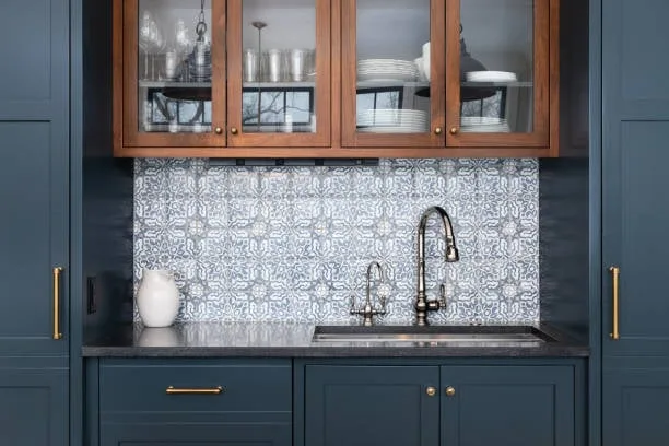 Cabinets and countertops strip photo 6